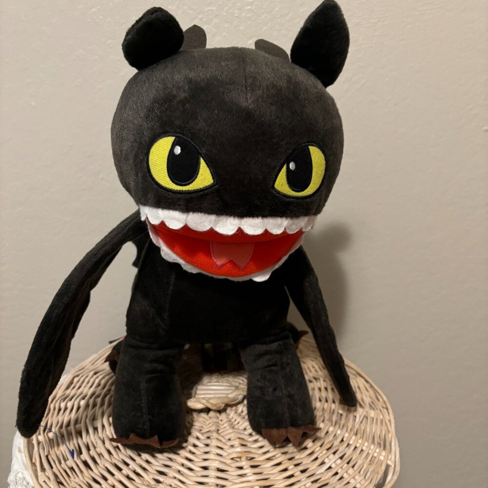 Large Dreamworks Dragons Plush